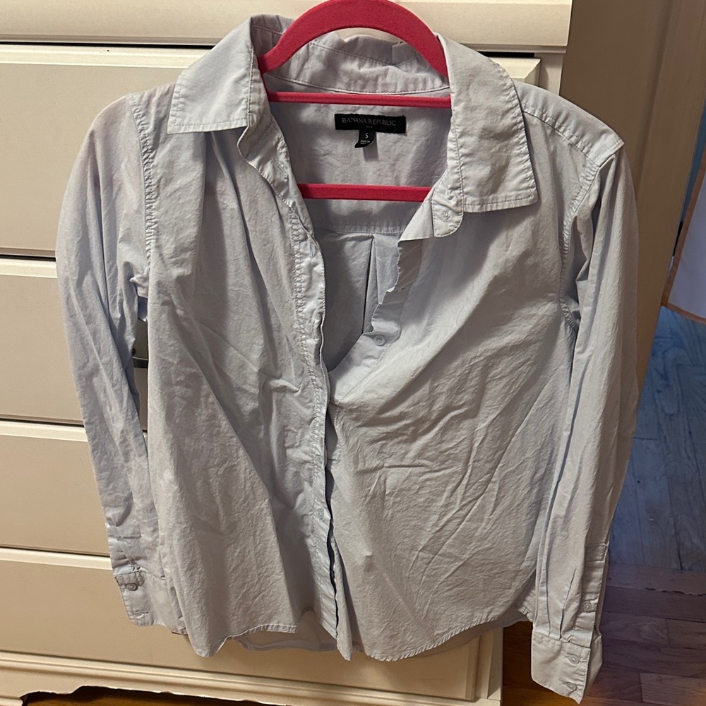 Banana Republic Women’s Sky Blue Casual Shirt